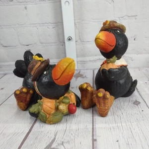 Thanksgiving Harvest Magpies Holding Harvest Goods 5" Resin Figurines - Picture 1 of 5