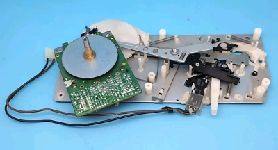 *PART* JVC L-F210 Turntable *SPINDLE BOARD ASSEMBLY* Vintage Original Part - Image 1 of 4