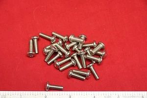 Lot of 25  Large head 10-32 x 5/8" steel screws for rack mounting - Picture 1 of 1