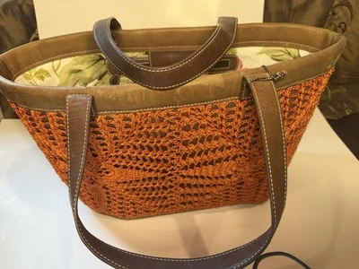 Bolso de Hombro Kate Landry Crochet con Asas de Cuero Boho Chic Foto 1 de 4