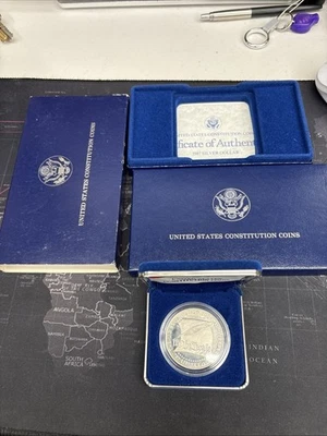 1987 United States Commemorative Constitution Coin Proof 90% Silver With OGP - Image 1 of 4