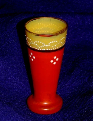  ancien petit verre emaille forme de vase emaille  - Photo 1/3