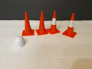 Miniature Dollhouse Construction Cones - Picture 1 of 3