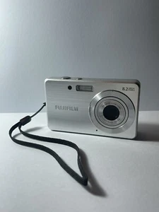 Fujifilm FinePix J10 Digital Compact Camera *FLASH NOT WORKING* - Picture 1 of 13