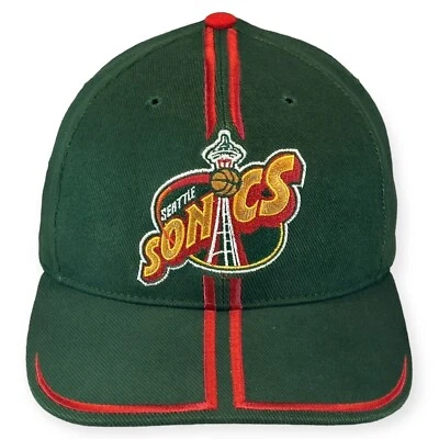 De colección NBA Seattle Supersonics Deportes Especialidades Correa Sombrero Logo Spellout Foto 1 de 4