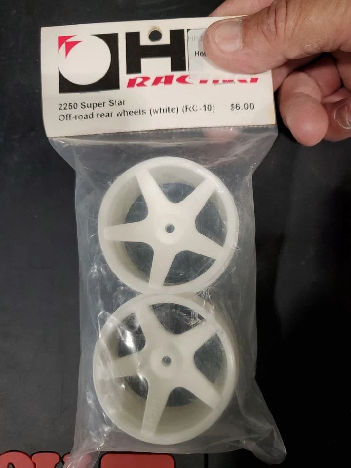 Rodas traseiras off-road HT HPI 2250 SUPER STAR (branco) (RC-10) - Imagem 1 de 1