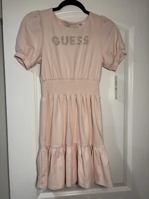 GUESS 新女孩礼服金色镶嵌标志短袖粉色 L 码 14 条 — 第 1/4 张图片