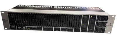 EQ gráfico Behringer ULTRAGRAPH digital DEQ1024 2 canais 31 bandas - Imagem 1 de 4