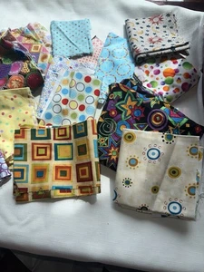 15 Pieces Of Fabric Cotton/ circles And Squares - Picture 1 of 5