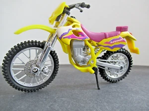 1:18 Maisto Motorrad Kawasaki Enduro - Bild 1 von 1