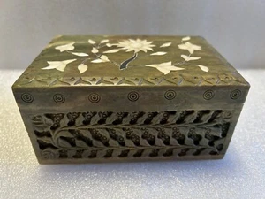 Carved Soap Stone Inlay Floral Leaves Design Trinket Box. RARE! - Picture 1 of 23