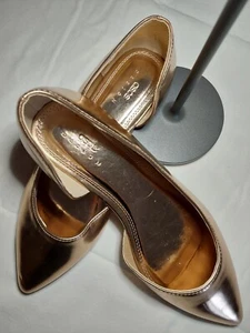 Ausgefallener asos Design Ballerina Gr. 6 W, gold - Bild 1 von 5