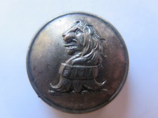 BRITISH FAMILY CREST BUTTON LION HEAD FIRMIN & SONS LONDON EXCELLENT CONDITION