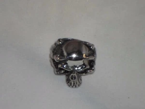 Men's Stainless Steel Skull Ring Harley Biker Goth Steam Punk Size 11 T1-5 - Picture 1 of 2