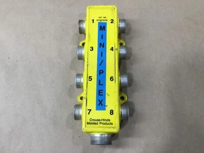CROUSE-HINDS MP8FA000 8 PORT MINI-PLEX 300V 7A DISTRIBUTION BLOCK #15G73RM - Image 1 of 4