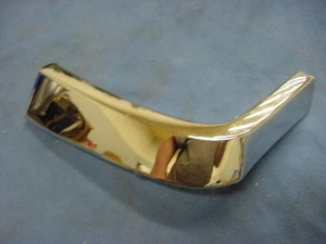 Mustang 1972 NOS Front Fender Chrome Trim - Foto 1 di 3