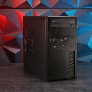 Custom Gaming PC // Ryzen 5 3600, Radeon RX 6600 XT, 16 GB RAM, 1 TB SSD - Afbeelding 1 van 5