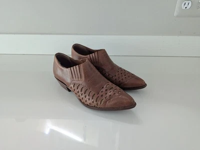 VTG Nine West Western Cowboy Booties Women’s 8.5 Tan Leather Pointy Country - Image 1 of 4