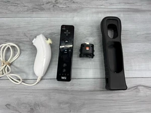 Telecomando Wii nero con movimento più adattatore/e nunchuck - Foto 1 di 2