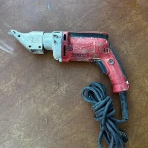 Milwaukee 6852-20 18 Stärke Metallschere kabelgebunden 120V 6,8A - Bild 1 von 8