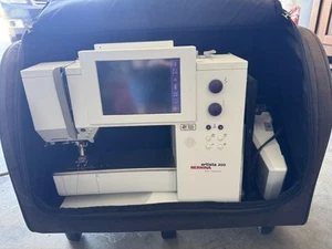 Bernina Artista 200 Quilting And Embroidery Sewing Machine - Picture 1 of 5