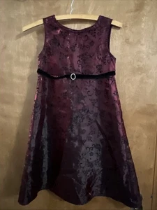 Perfekt gekleidet Mädchen ärmellos Urlaub Gesellschaft Party Kleid Größe 7 weinrot - Bild 1 von 8