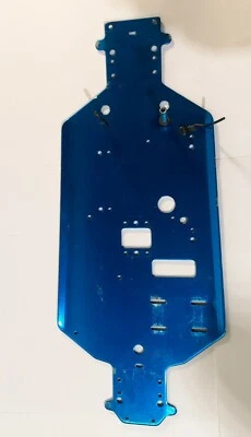 Nitro R/C Car- Truck Hobby Chassis 1/10 Scale Pre-owned R/C Parts Junk Lot #5.   - Image 1 of 4