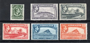 Gibraltar 1938-51 Valeurs To 5d Entre Sg 121 Et 125c Mlh / MH Pousse - Foto 1 di 1