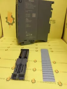 SIEMENS 6ES7 522-5HF00-0AB0 DIGITAL OUTPUT MODULE - Picture 1 of 3