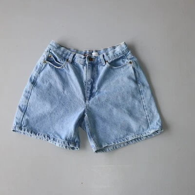 Vintage Liz Claiborne Classic Denim Shorts 5 P Measure 26 Light Wash Y2K - Image 1 of 4