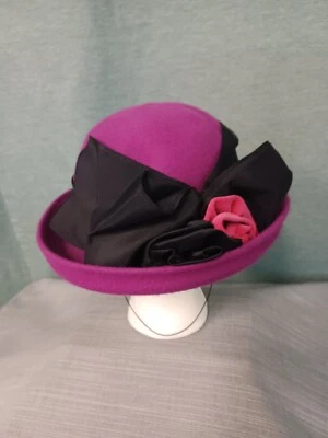 Sombrero Whittall & Shon Vintage Rosa y Negro Caliente Foto 1 de 4