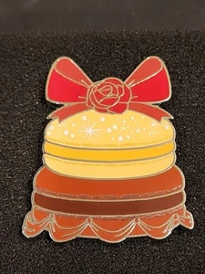 2024 Disney Princess Pastries Mystery Pin Macaron Belle - Die Schöne und das Biest - Bild 1 von 5