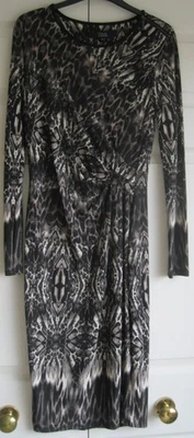 L/S Printed Dress with slight feature front, Star by JulienMacDonald, size 10 - Image 1 of 4