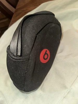 Somente Capa - Fones de ouvido Beats estojo de viagem preto macio 6,5" - Imagem 1 de 4
