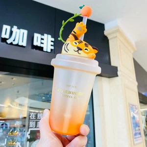 New 2022 China Tiger Year Starbucks 18oz Cute Tiger Gradient Glass Straw Cup - Picture 1 of 3