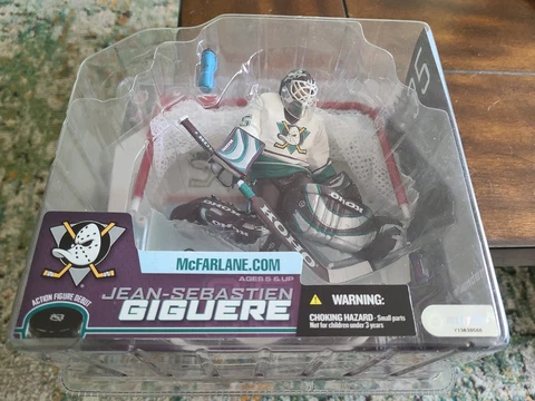 2003 McFarlane Toys Jean-Sebastien Giguere #35 Anaheim Ducks Action Figure NIP Cover