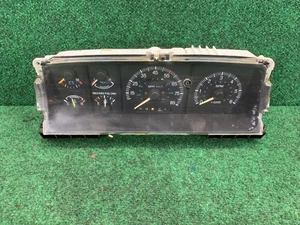 1987-1991 Ford F150 F250 Bronco Instrument Cluster Gauges W/ Tach OEM AT - Picture 1 of 13