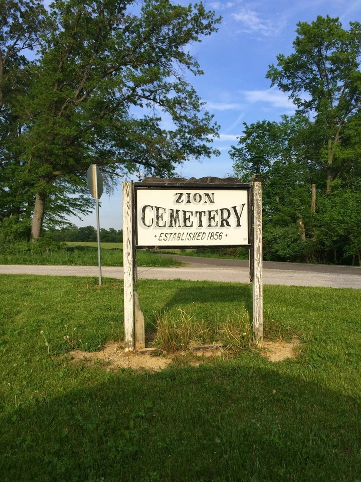  Parcela funeraria en el cementerio de Zion, Pottstown, Pensilvania Foto 1 de 1
