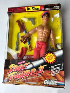 Street Fighter 2 Mr. Bison G.I. Personaggi videogioco Joe di Capcom 1993 NUOVO - Foto 1 di 5