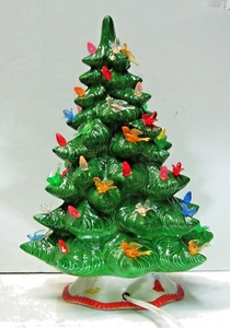 Albero di Natale in ceramica verde con base rossa/bianca *vintage modellato 11 pollici - Foto 1 di 3