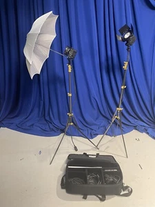 3 Lowel Pro Light Kits w/ Uni-Stand Tripods Umbrellas 3 Lights Case & Barndoors - Picture 1 of 12