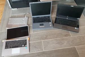 Lot Ordinateurs Portable schneider , Acer Aspire 1310, HP RT3090BC4 pour pièces - Imagen 1 de 10
