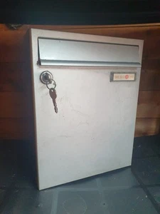 Renz Letterbox - Picture 1 of 6