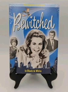 Bewitched - The Complete First Season Elizabeth Montgomery NEW SEALED DVD SET - Picture 1 of 2
