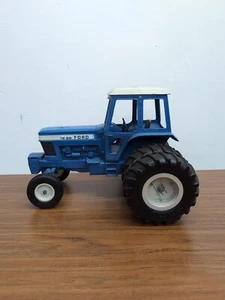 1/12 Ertl Farm Toy Ford TW-20 Tractor With Duals - Picture 1 of 5