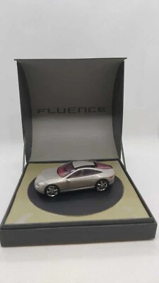 NOREV COFANETTO RENAULT FLUENCE scala 1:43 INTROVABILE !!! - Immagine 1 di 4