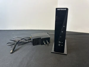NETGEAR N300 4-Port WiFi Router Model WNR2000v5 w/ Adapter - Picture 1 of 3