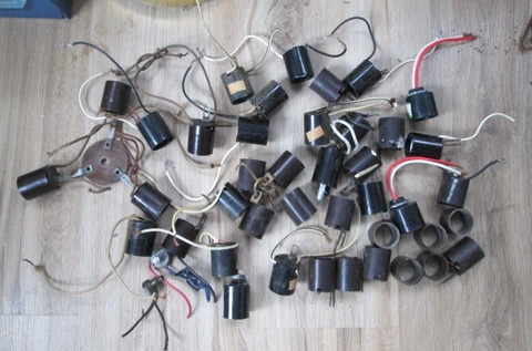 Vintage Bakelite/Plastic Light Sockets Electric Chandelier Light Parts/Repair Cover