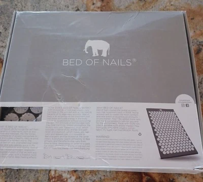 Bed of Nails Acupressure Calming & Relaxation Mat With Carrying Case NIB - Image 1 of 4