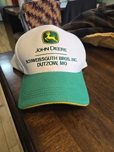Nwt John Deere Hat Cap Snapback Dutvow,MO New No Tags Cool Hat - Picture 1 of 5